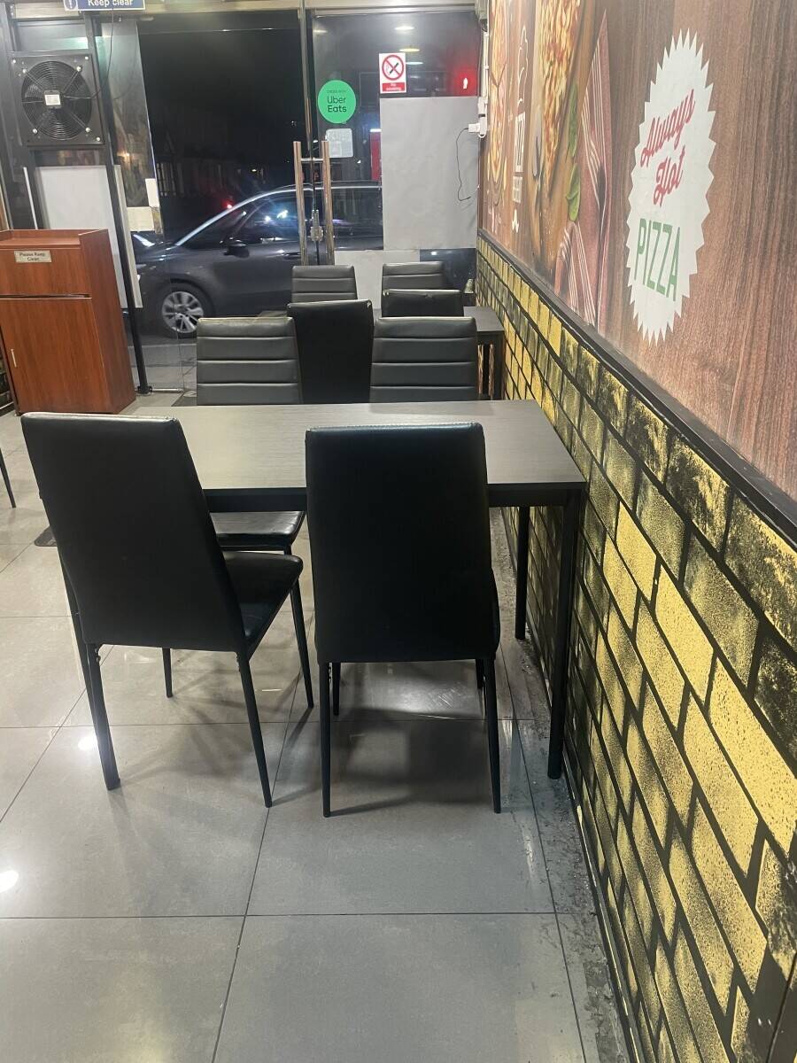 Burger & Pizza takeaway for sale in Hounslow  Photo 7