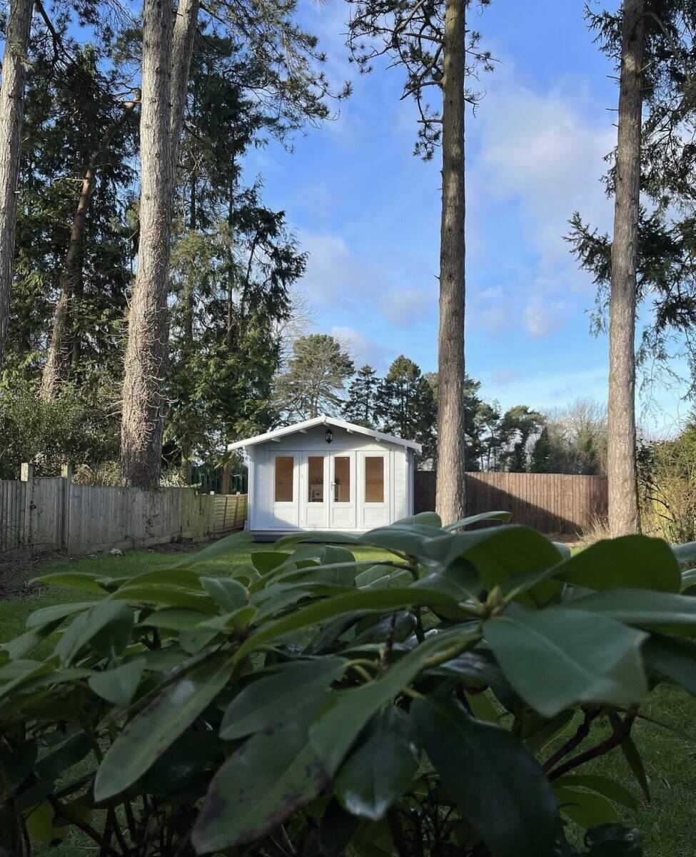 Telecoms business specialising in garden room installations &ndash; low overhead