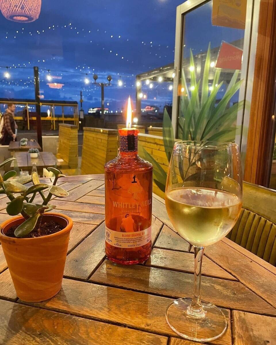 Prime Coastal Bar & Restaurant with  Outstanding Seafront Seating Worthing, West Sussex