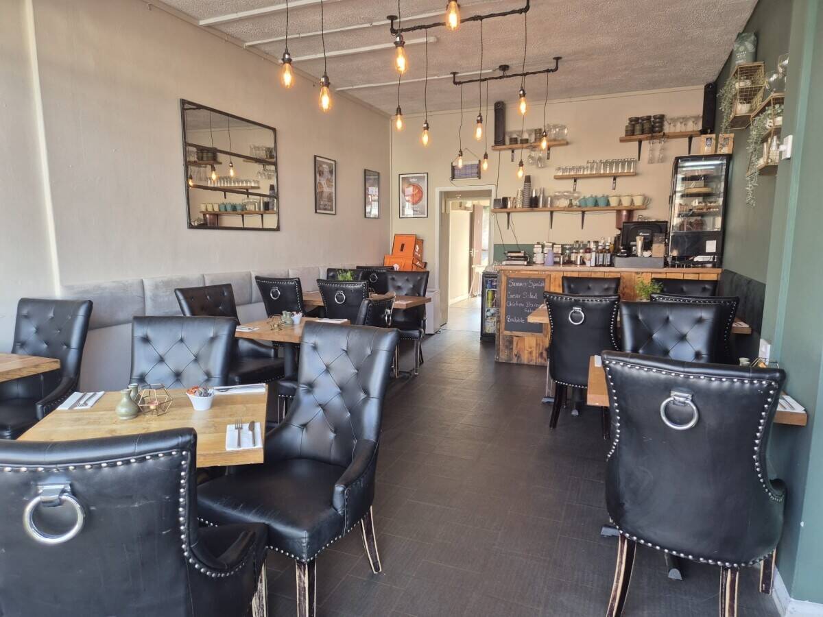 Independent Caf&eacute; Bistro for Sale in  Burton on Trent