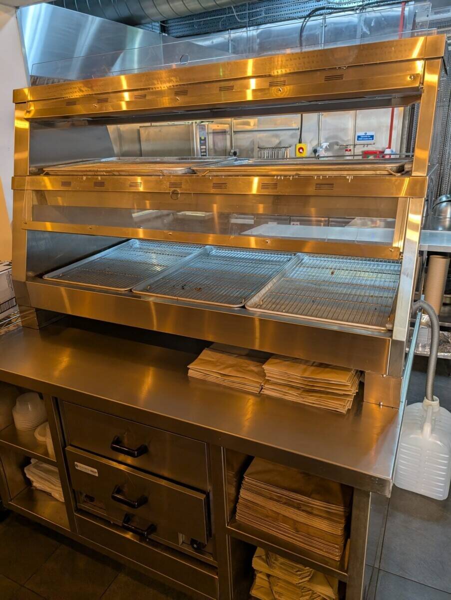Takeaway restaurant