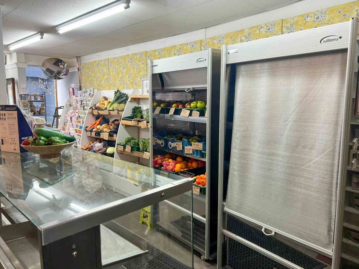 A mixed use, prime Investment opportunity Photo 7