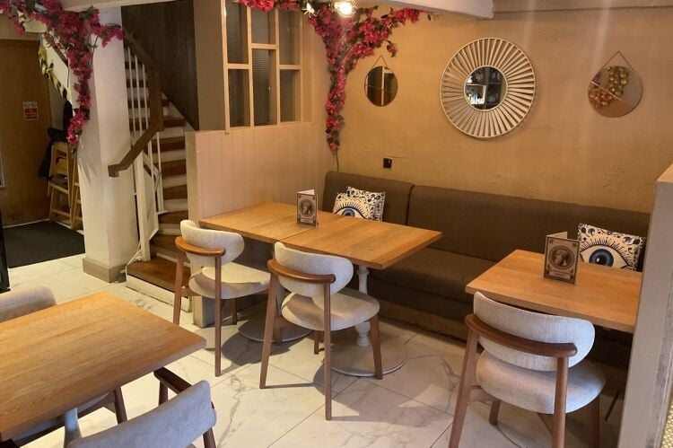 Established Restaurant - Greater Manchester Photo 7