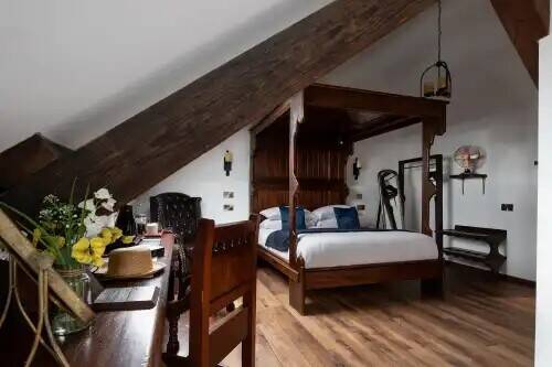 FOUR-STAR ACCREDITED 11-BEDROOM  B&B AND RESTAURANT