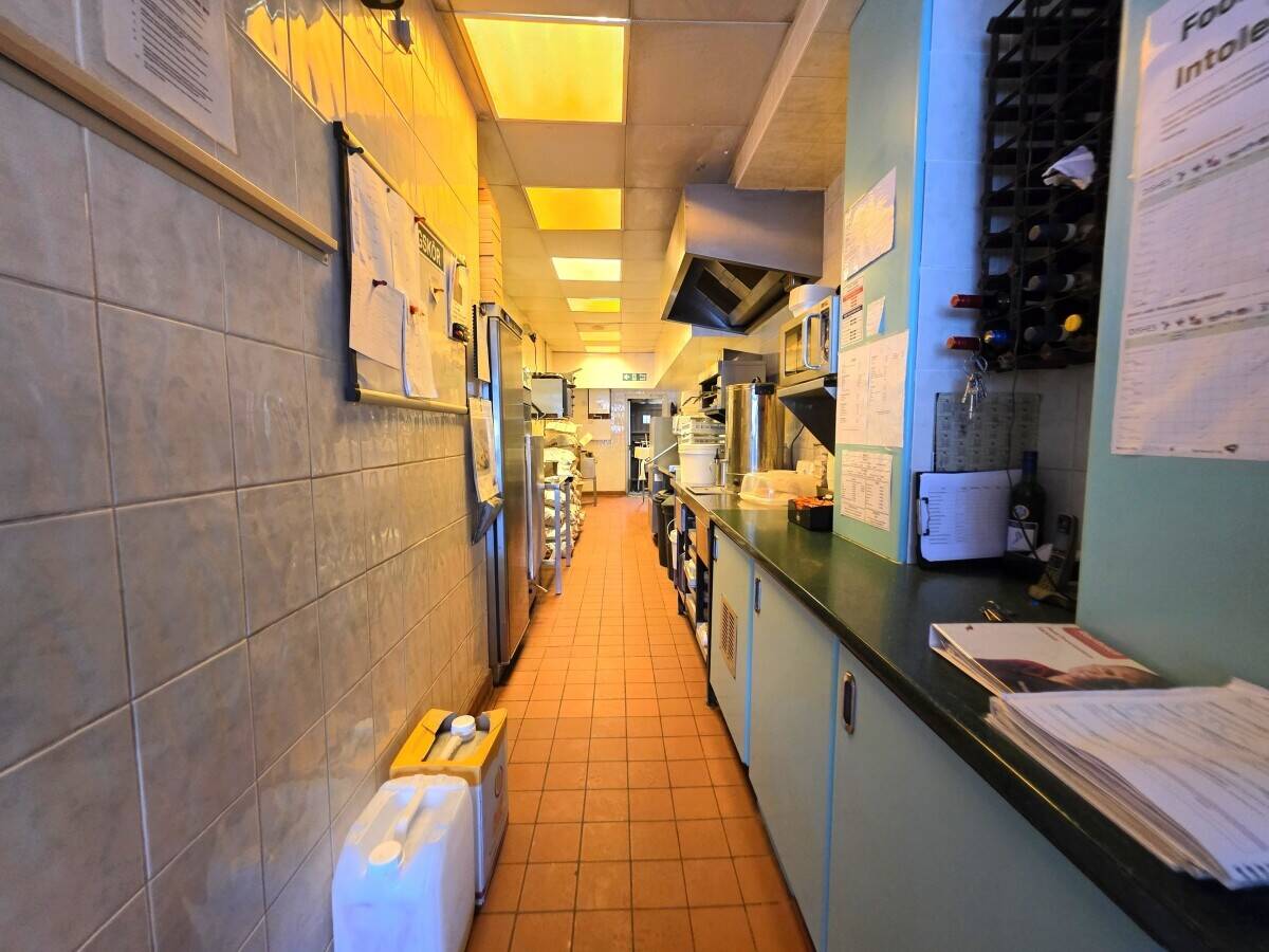 FISH & CHIP RESTAURANT & TAKEAWAY