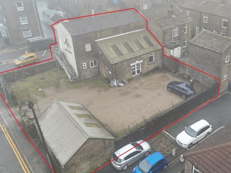 Vacant Unit For Sale in Bradford Photo 7