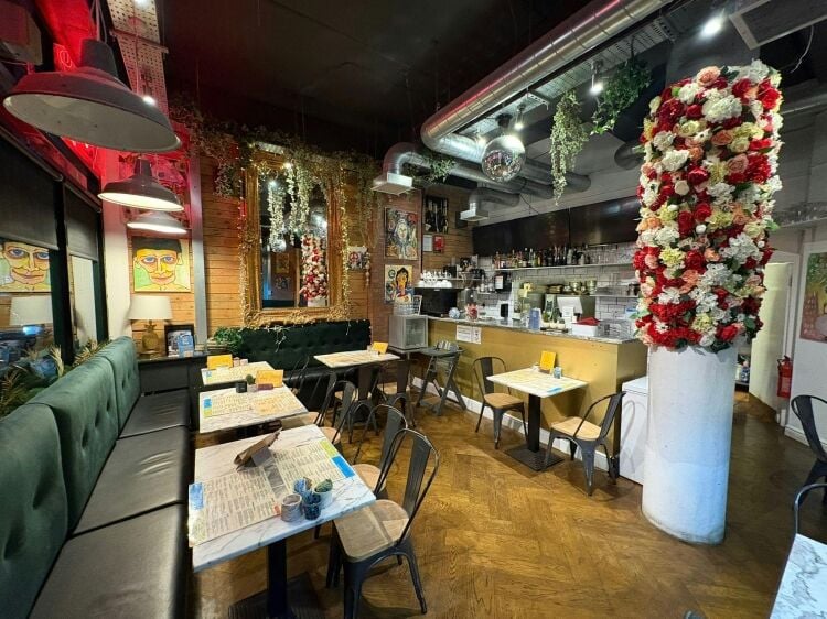 Licensed Bistro Cafe Restaurant in Glasgow's West End