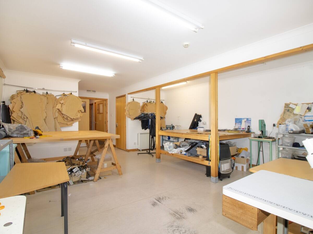 Retail Unit and Land with Planning in Principle Photo 7