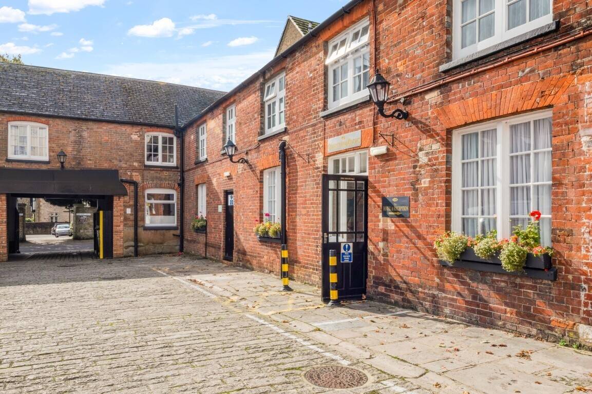 Highly Profitable, Bedroom-Focused, Grade II Listed, Town Centre Hotel - For Sale Photo 7