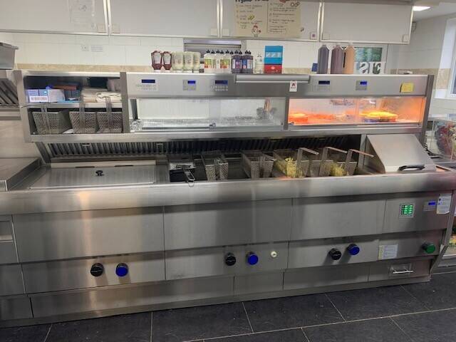 Highly profitable Fish & Chip Shop with HUGE potential with room to increase days, hours and menu Photo 7