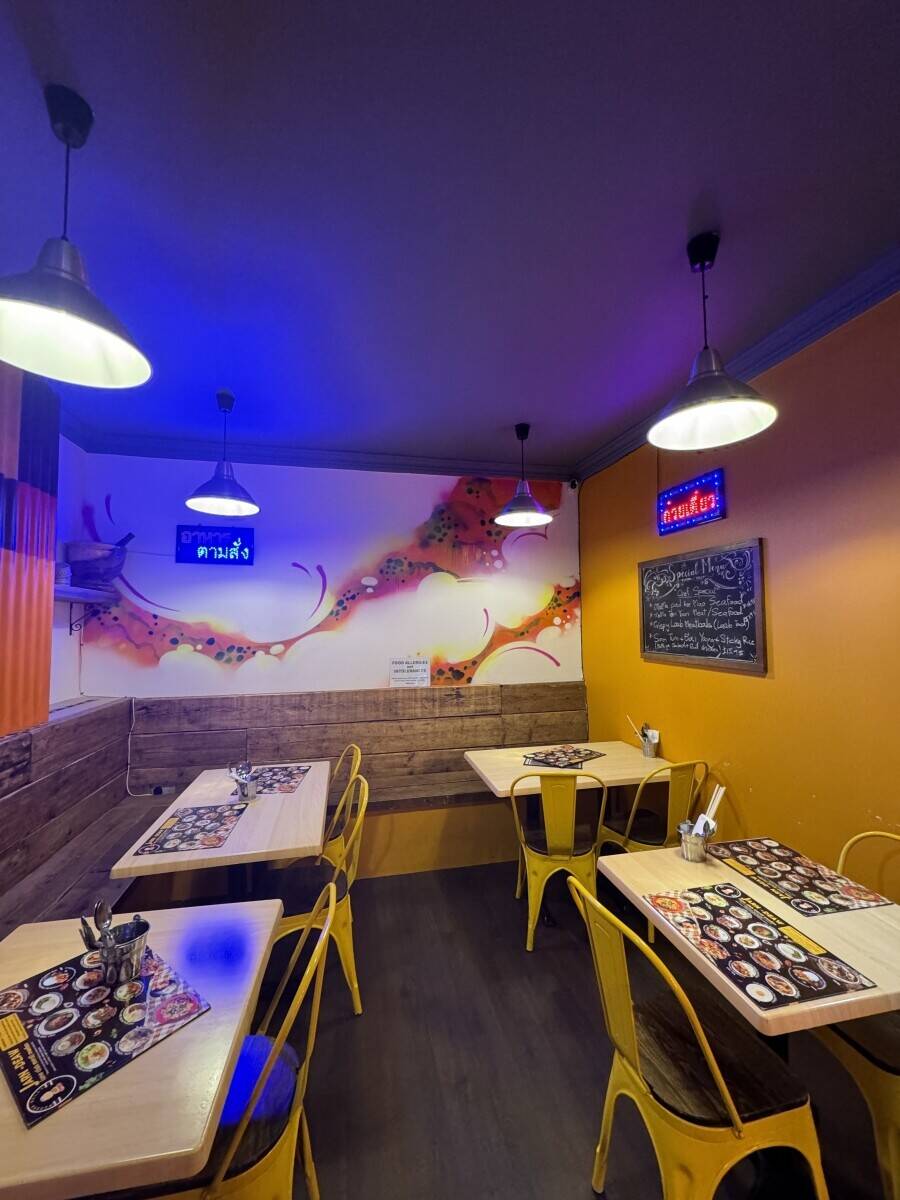 Town centre restaurant & takeaway for sale Photo 7