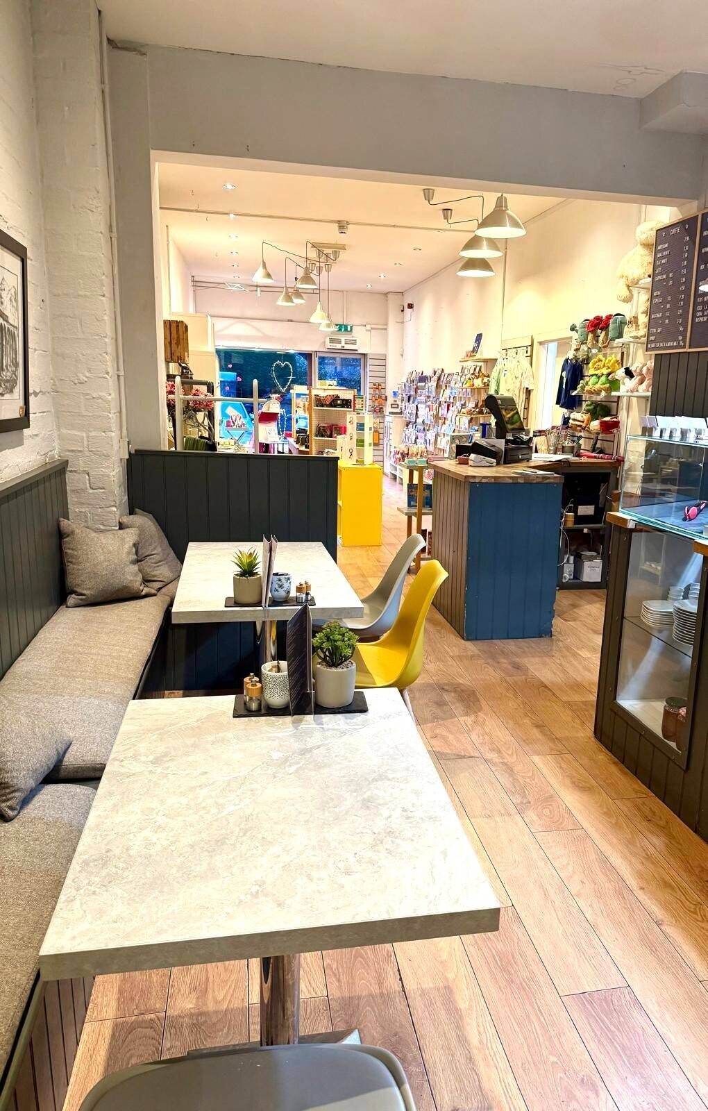 Beautifully Presented Gift and Coffee Shop in the desirable Edinburgh suburb of Barnton (ref 1796)