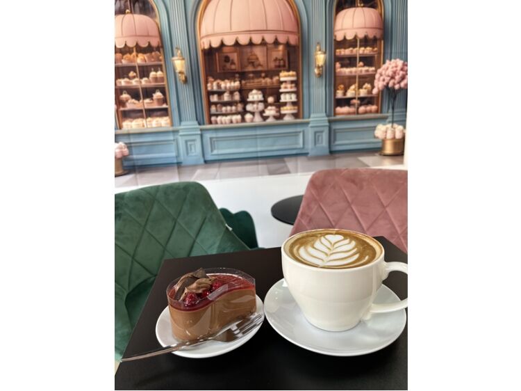 A Slice of Success – Stylish Cake Shop in Poole