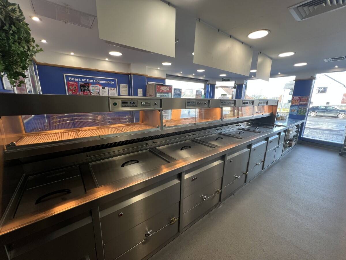Very Well Presented Traditional Freehold Fish and Chip shop (ref 1802) Photo 7
