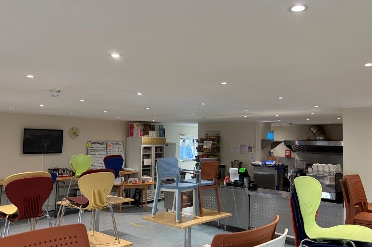 Established Cafe - Tring
