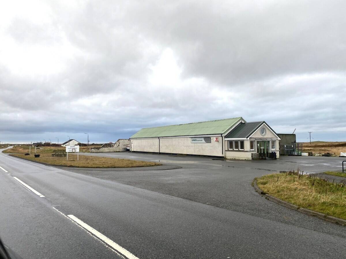 Two Well Performing Freehold Licensed Convenience Stores located in the Outer Hebrides (ref 1783) Photo 7