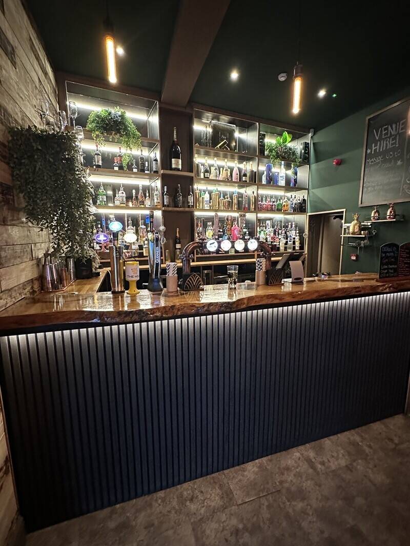 Well-Established And Popular Bar Business