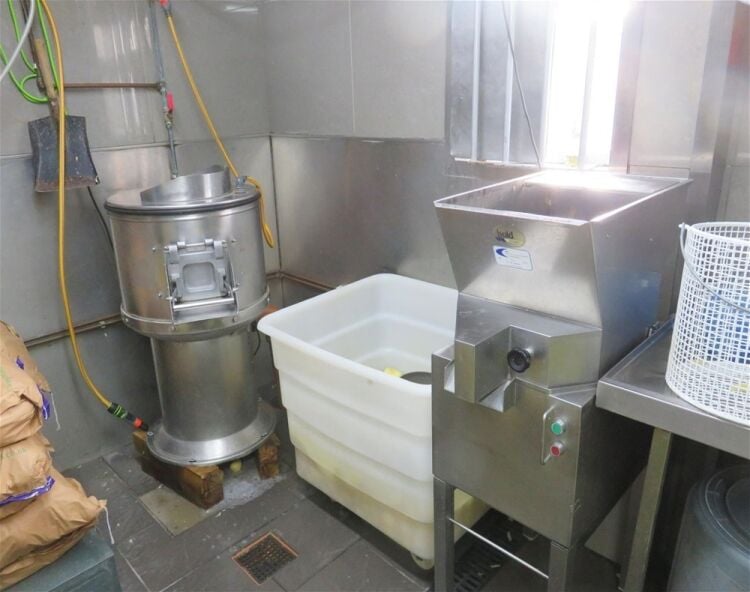 Fish and Chip Shop in Bedfordshire Photo 7