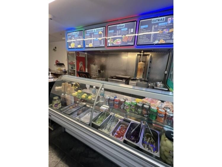 Crisp Returns Daily – Established Fish & Chip Shop in Lewisham Photo 7
