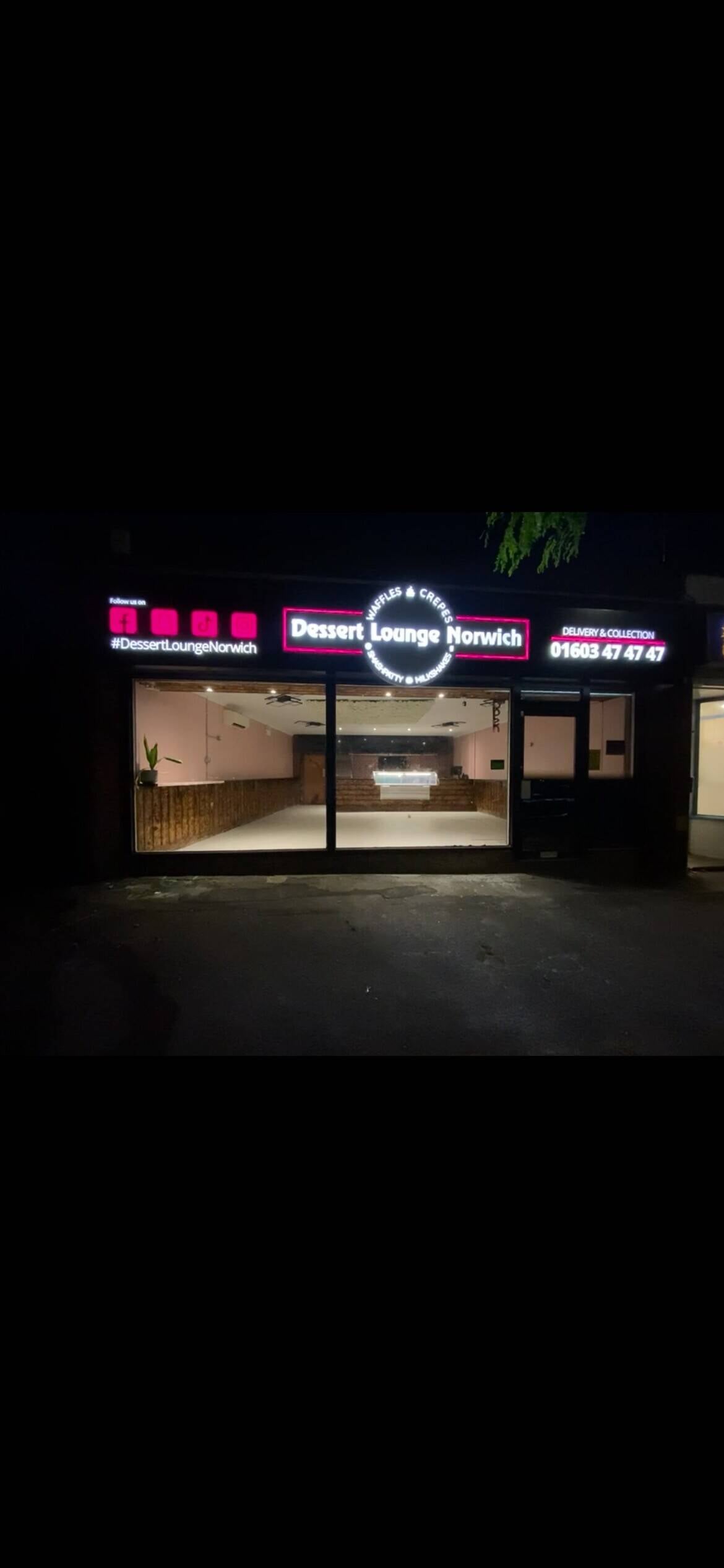 Huge dessert shop suitable for a restaurant in the heart of norwich