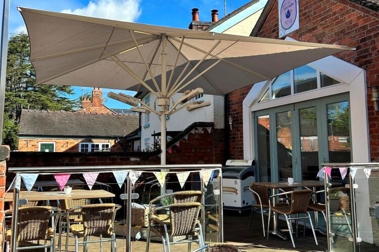 Popular Village Tea Room - Audlem