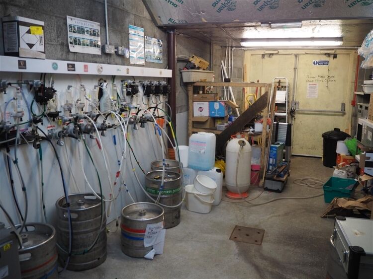 Licenced Trade, Pubs & Clubs For Sale in Burton Pidsea