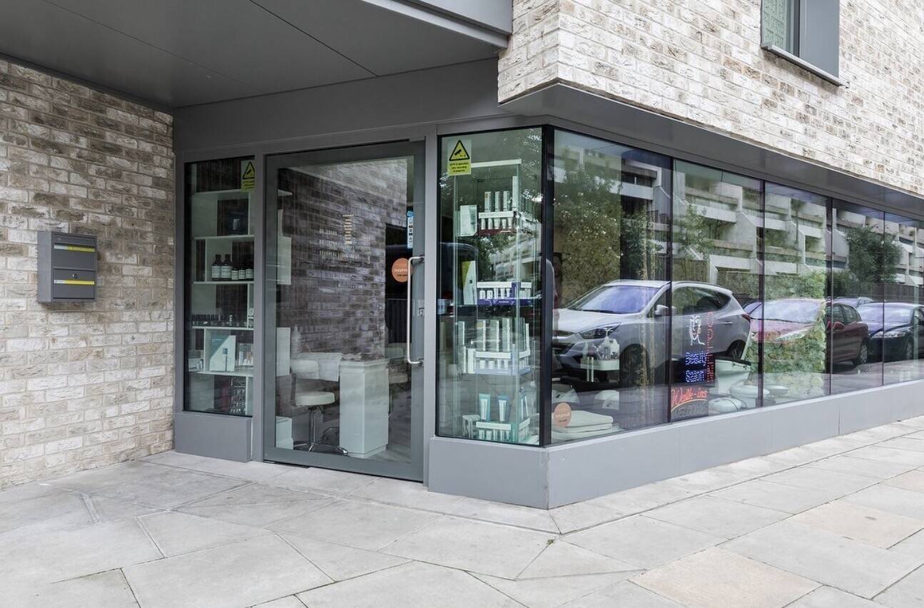 Beauty salon Highgate n19 Photo 7