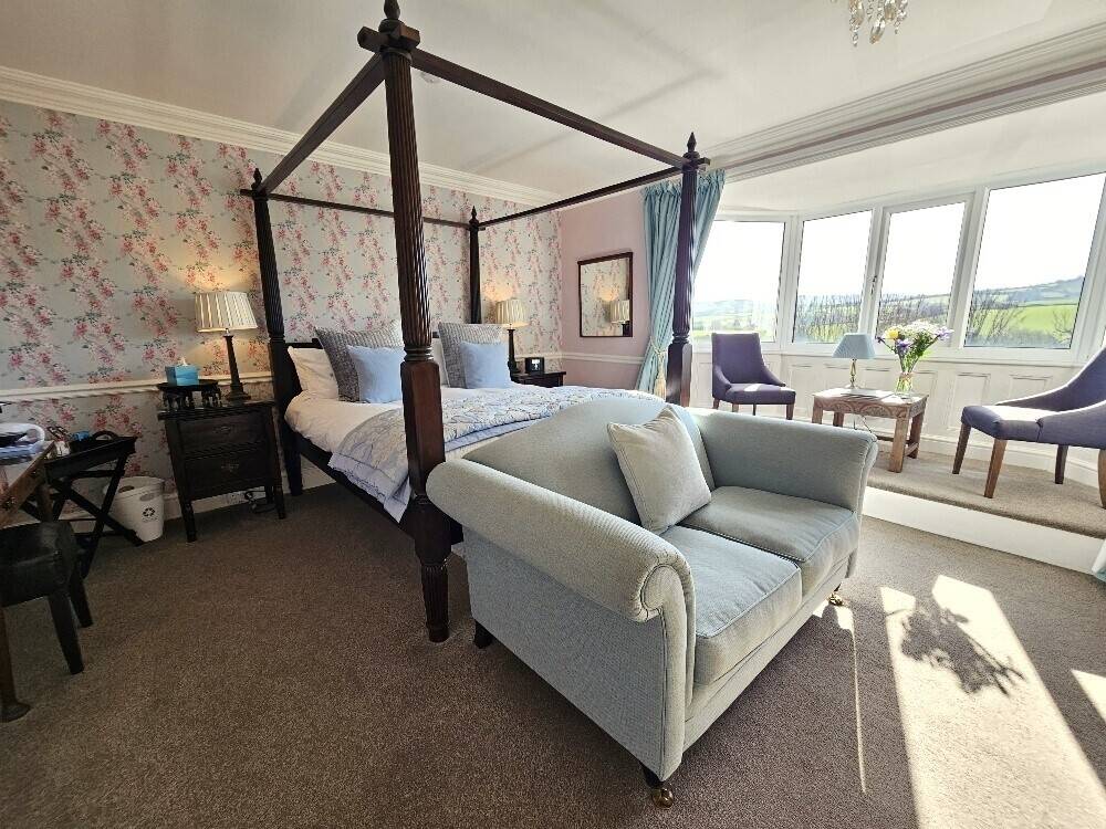 Exceptional Country House Bed & Breakfast With 8 Luxurious Letting Rooms & Spectacular Views Photo 7