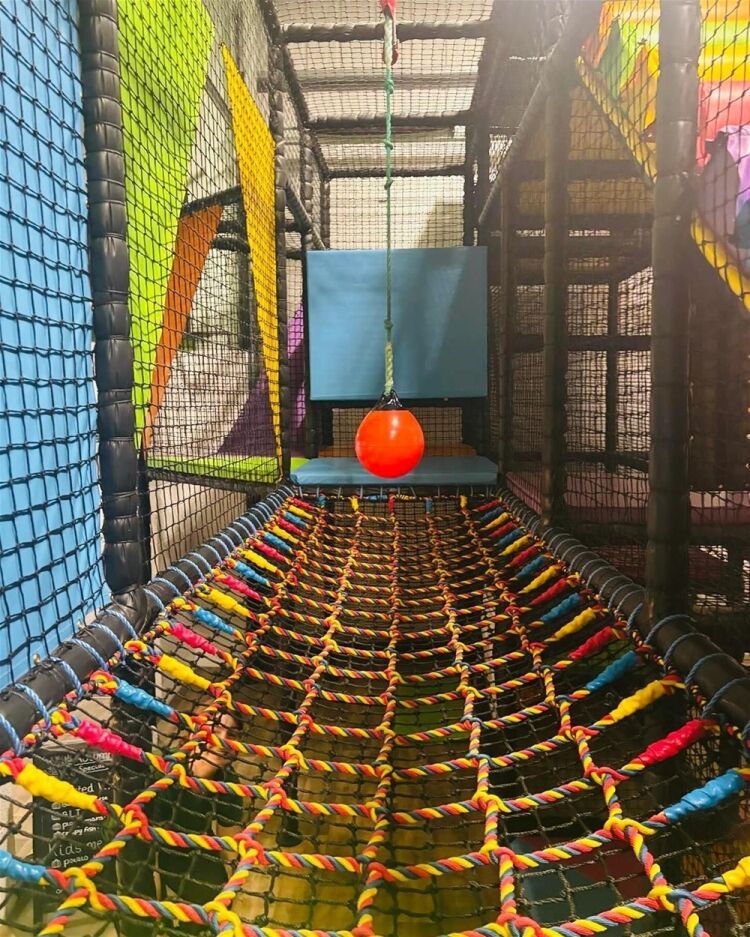 POPULAR SOFT PLAY CENTRE AND CAFÉ Photo 7