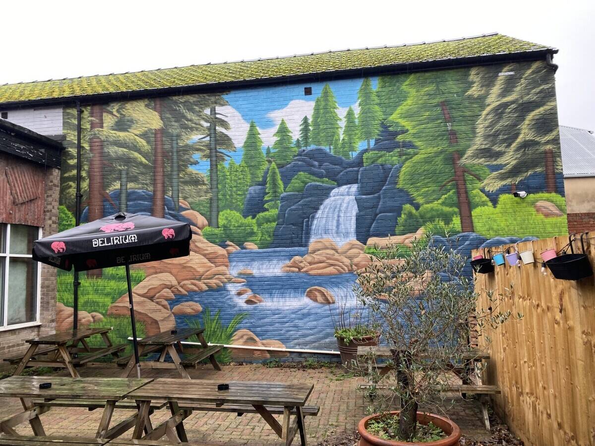 GLOUCESTER - CITY CENTRE CAFE, BAR AND MUSIC VENUE