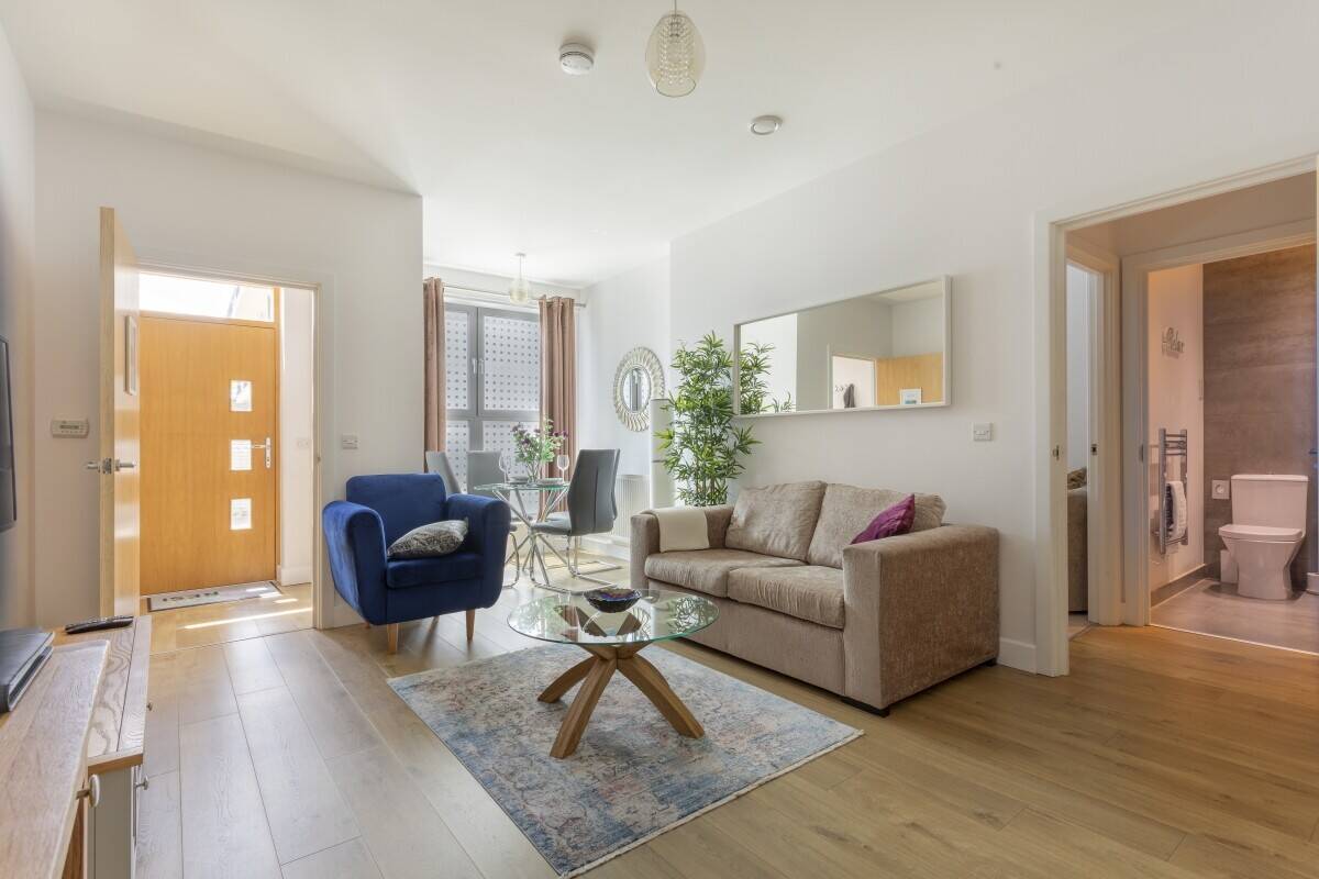Serviced Accommodation Units near Gatwick Airport - Established Client Base