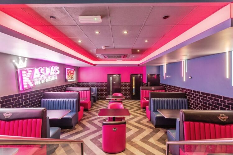 Established Dessert & Gelato Business - London