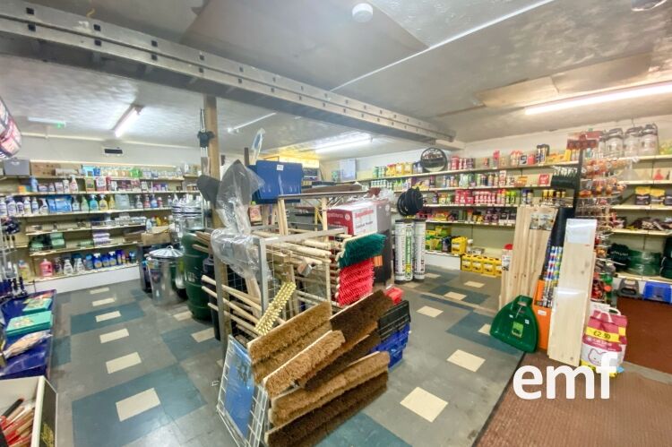 DIY & Hardware Store (Freehold or Leasehold) Photo 7