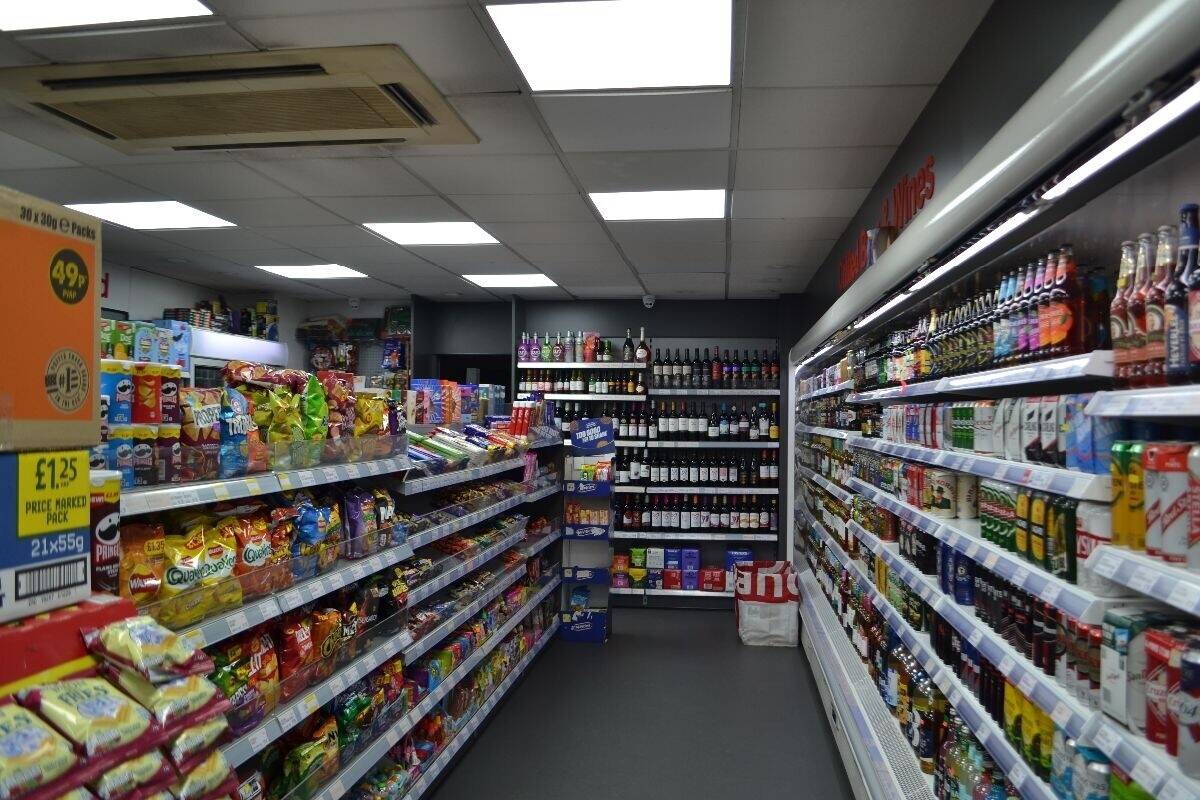 High Turnover Off Licence & Convenience Store – £9K–£10K Weekly Sales Photo 7