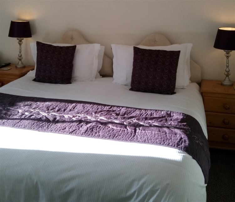 Investment Property For Sale in Harrogate Photo 7