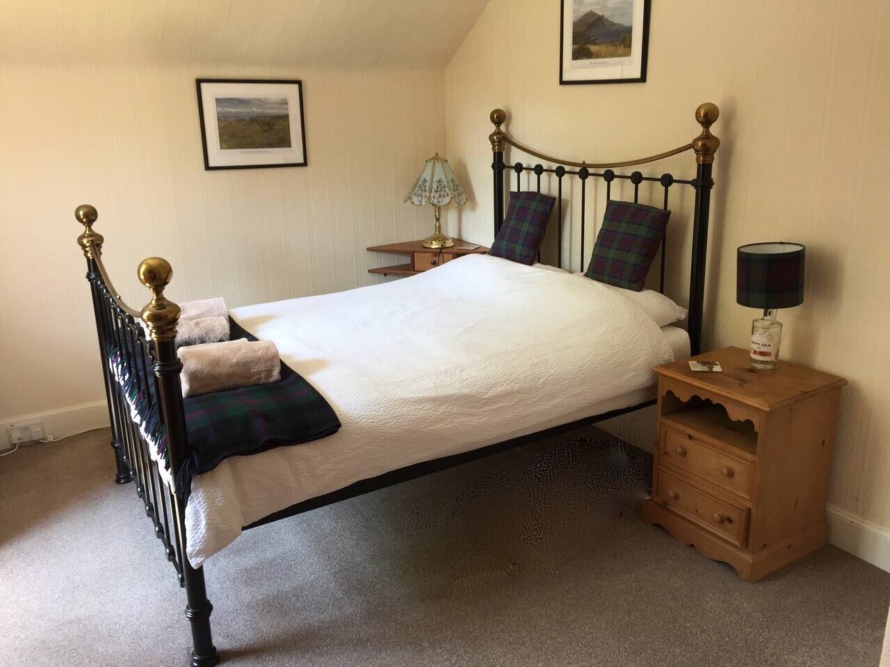 Established & Well-Presented Bed & Breakfast Business on the Isle of Skye - For Sale