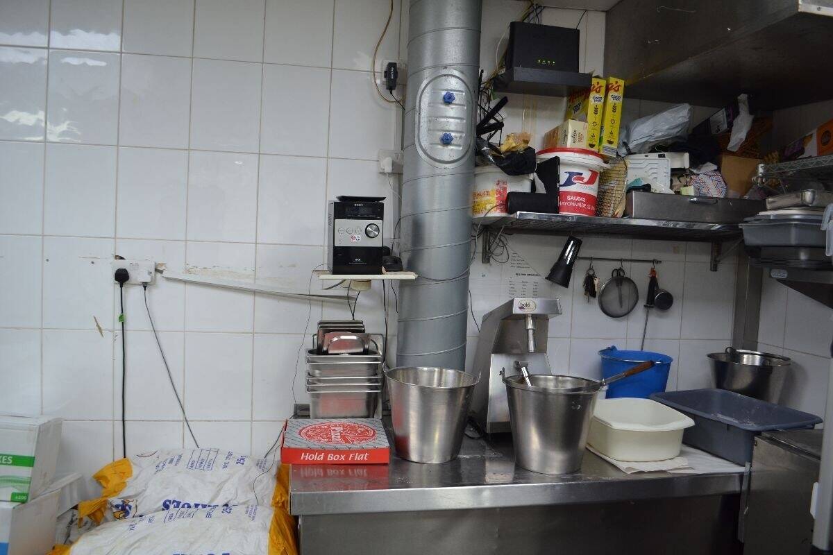 Profitable Fish & Chip Shop in a village area – £6,000 Weekly Sales – Includes 3 Bed Accommodation