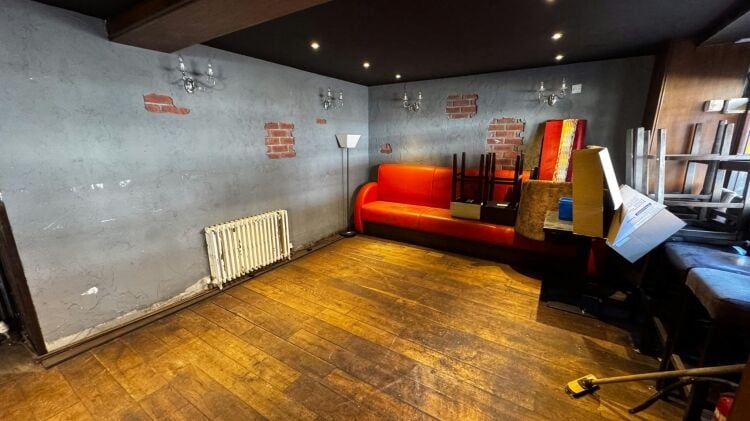 Licensed Restaurant in Hamilton to Let May Sell Photo 7