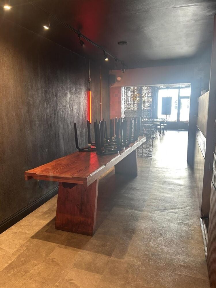 LEASEHOLD LIC. KOREAN RESTAURANT
