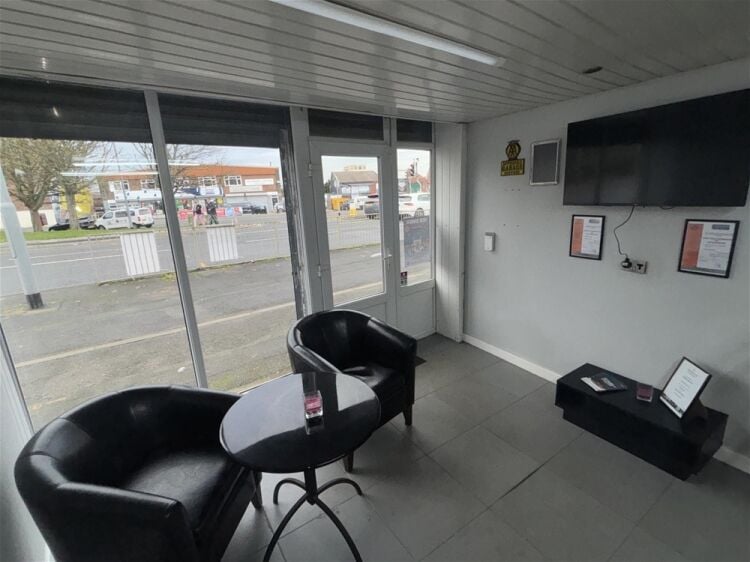 Vehicle Repairs & MOT For Sale in Leeds
