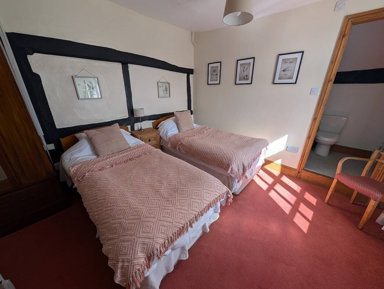 WORCESTERSHIRE/HEREFORDSHIRE BORDER - RIVERSIDE INN SET IN 2.7 ACRES Photo 7