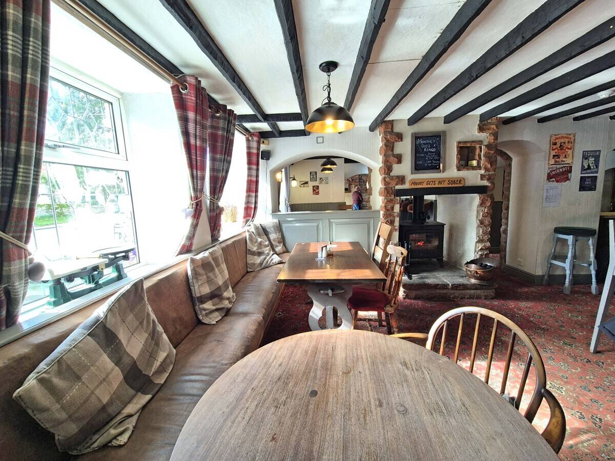 CUMBRIA - 17TH CENTURY COACHING INN WITH FIVE LETTING ROOMS