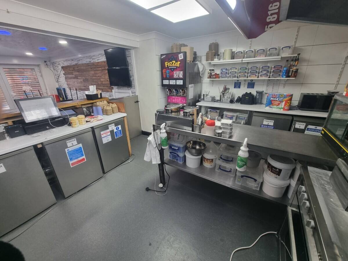 Dessert & Burger Takeaway for Sale – Doncaster Photo 7