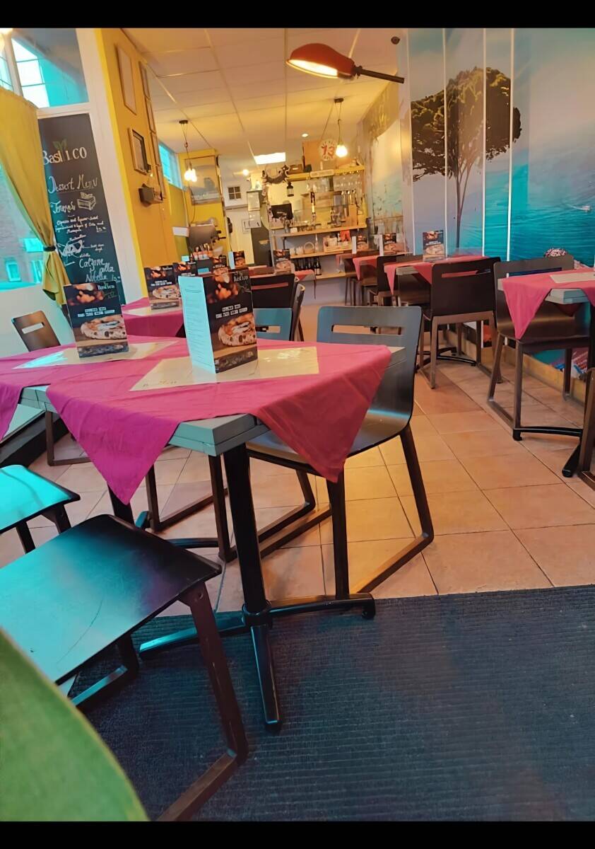 Two Restaurants Bar Setup With 2BHK Accommodation Photo 8