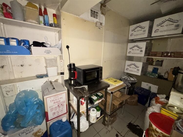 Hot Food Take Away For Sale in Darlington Photo 7