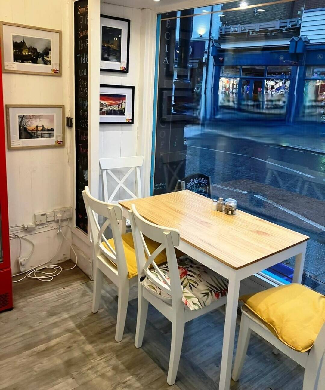 CAFÉ / COFFEE SHOP – FOR SALE – WHITSTABLE, KENT