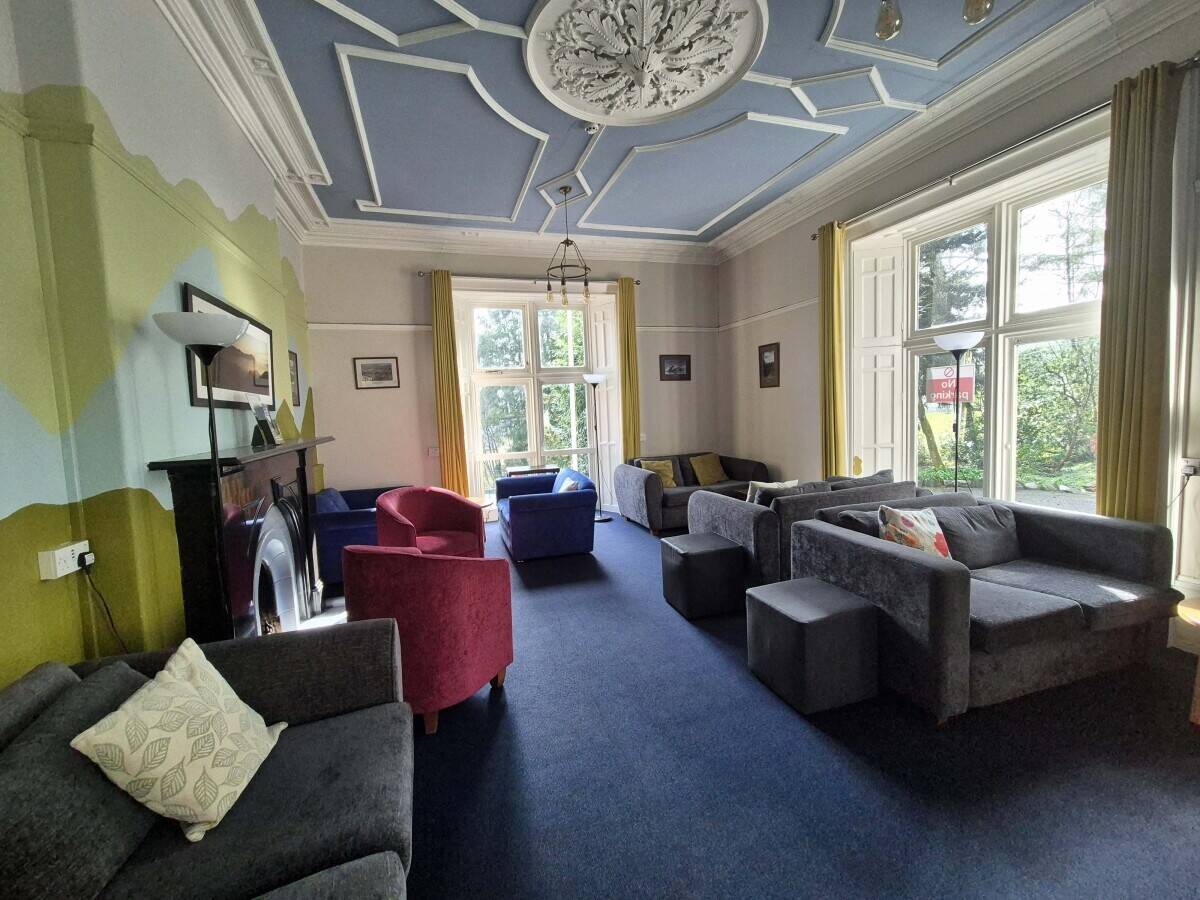 YHA HOLLY HOW (CONISTON) - TEN BEDROOM COUNTRY HOUSE HOSTEL & DETACHED HOUSE LOCATED IN STUNNING LAK Photo 7