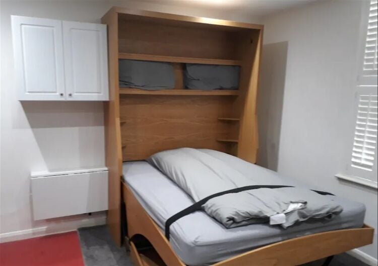 FREEHOLD LETTING APARTMENTS IDEAL INVESTMENT  RESTART OPPORTUNITY WEST SUSSEX Photo 7