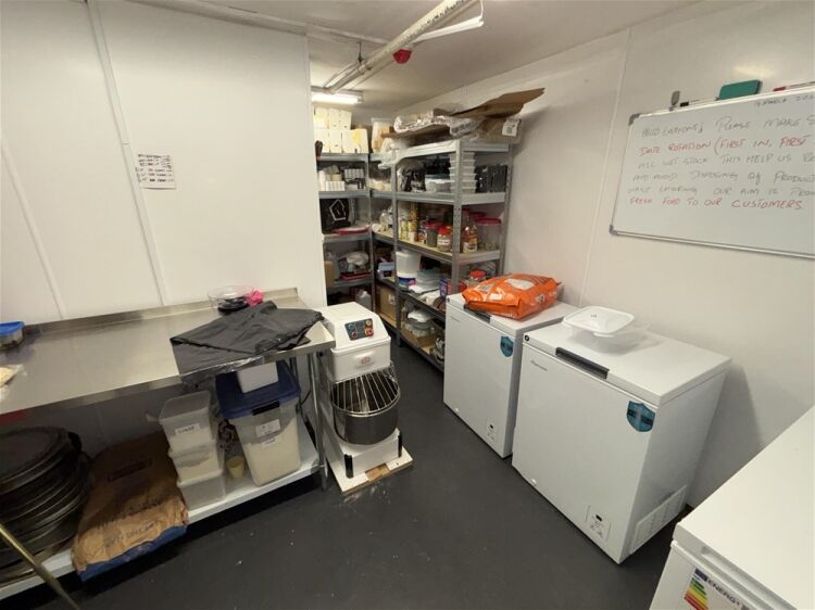 Hot Food Take Away For Sale in Leeds Photo 7