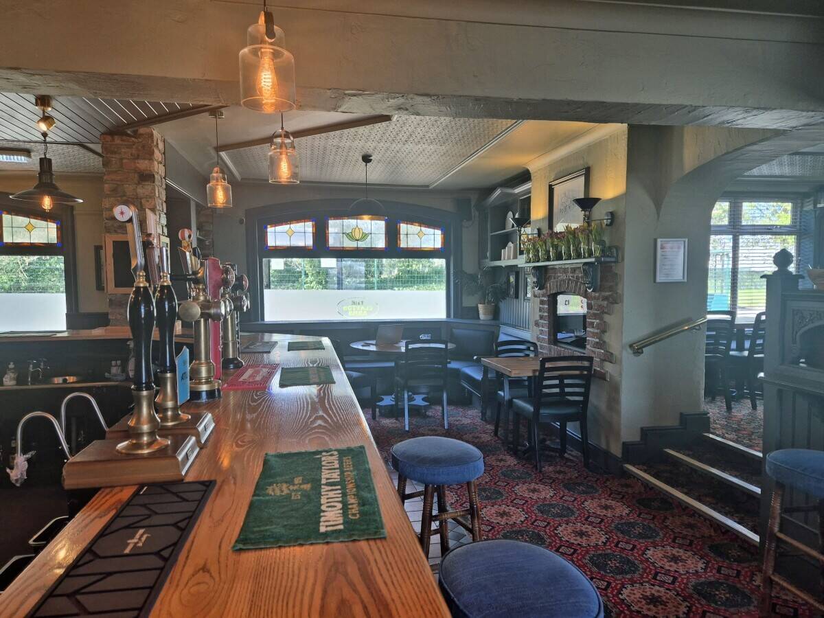TYNE & WEAR - PROFITABLE VILLAGE PUB